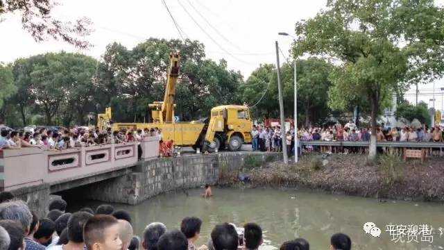 苏宁物流小哥跳河砸窗勇救落水者